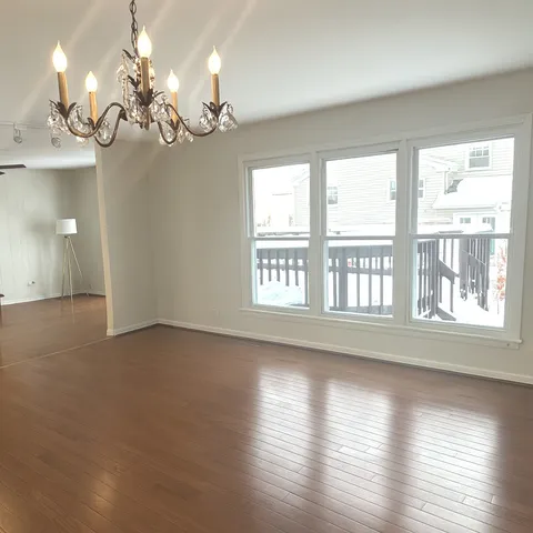 $409,000 | 632 Independence Avenue, Westmont, IL 60559