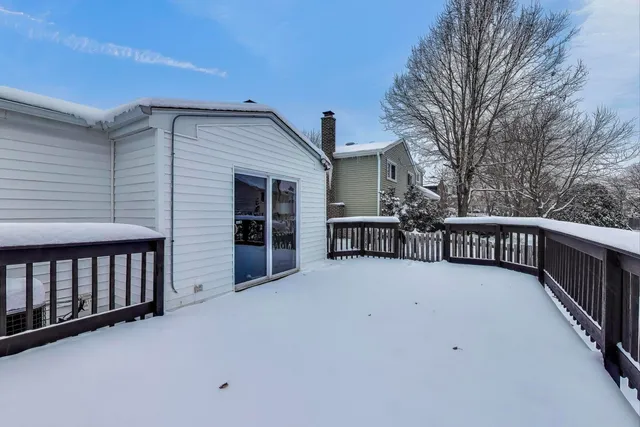 $409,000 | 632 Independence Avenue, Westmont, IL 60559