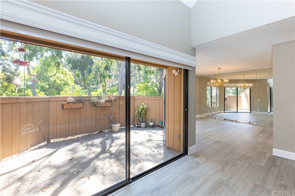 8 Rocky Glen Irvine, CA 92603 - Photo 4 of 12