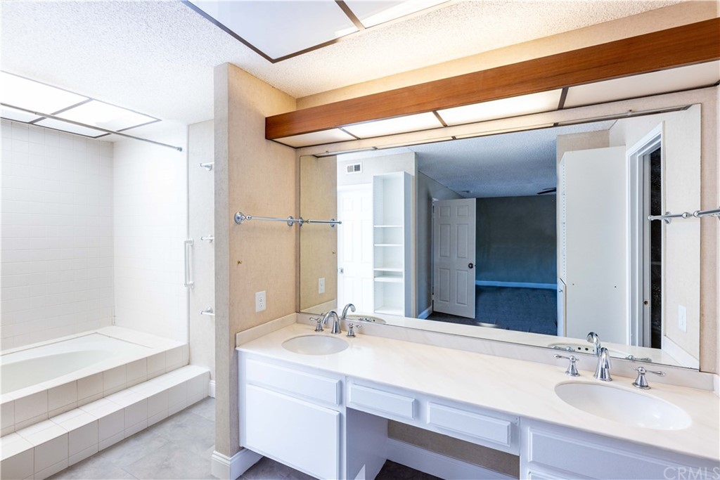 8 Rocky Glen Irvine, CA 92603 - Photo 8 of 12