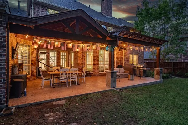 $925,000 | 4804 Aurora Court, Flower Mound, TX 75028