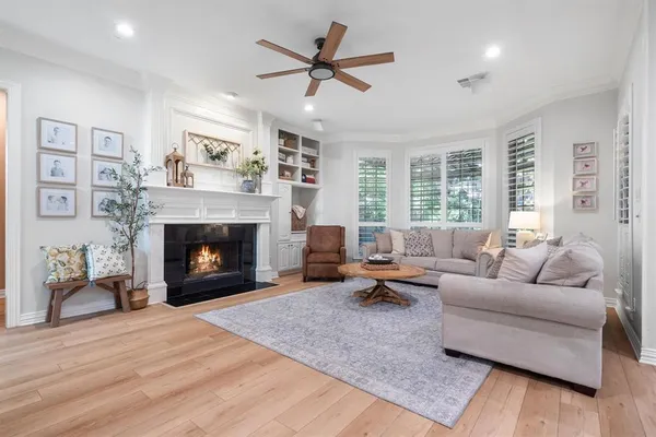 $925,000 | 4804 Aurora Court, Flower Mound, TX 75028