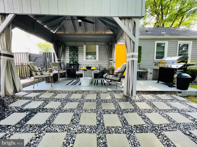a view of outdoor space yard deck and patio