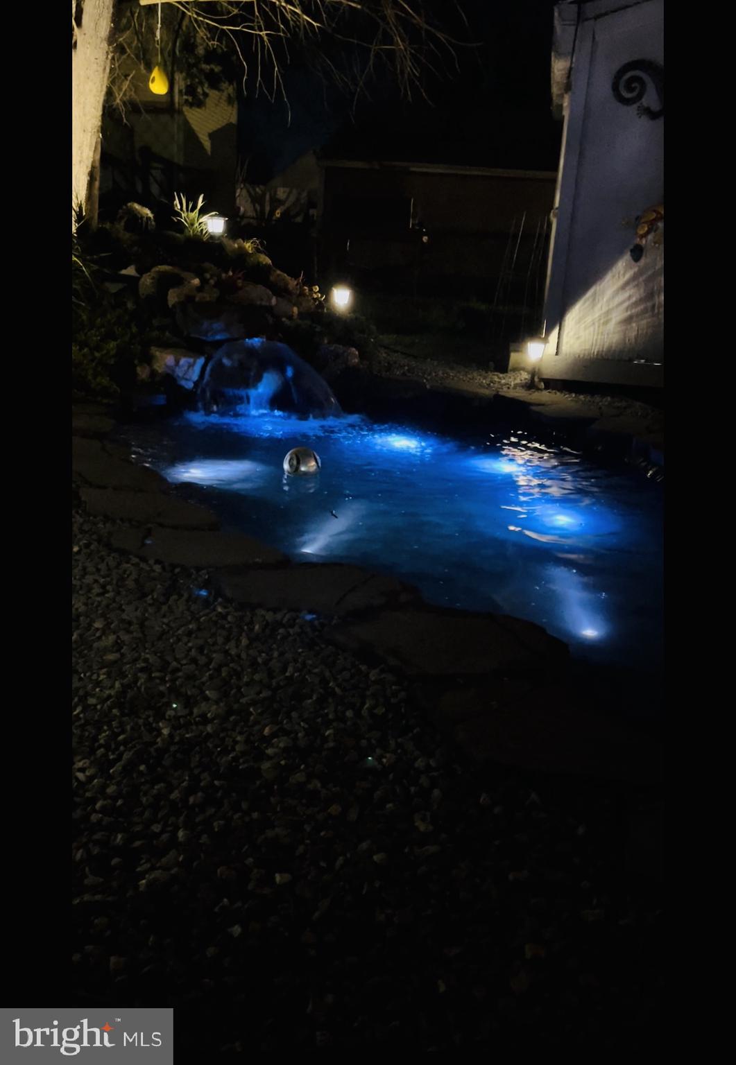 2723 Randolph Road Silver Spring, MD 20902 - Photo 32 of 33 a view of a yard