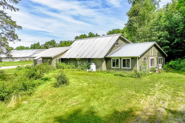 $525,000 | 672-700 Brooks Road, Knox, ME 04986