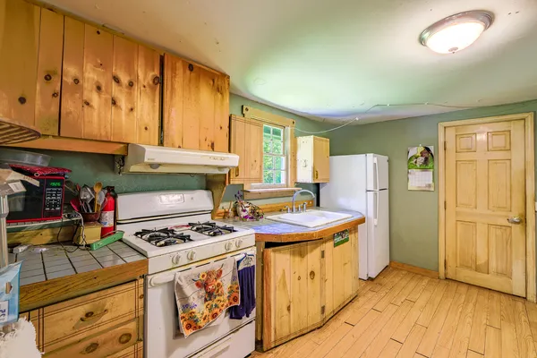 $525,000 | 672-700 Brooks Road, Knox, ME 04986