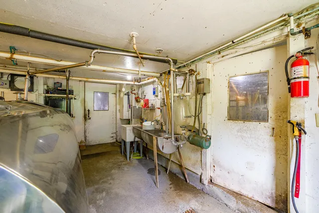 $565,000 | 672-700 Brooks Road, Knox, ME 04986