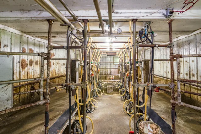 $565,000 | 672-700 Brooks Road, Knox, ME 04986