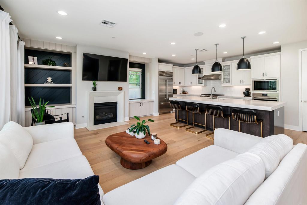 998 Woodhaven Road San Marcos, CA 92069 - Photo 10 of 60