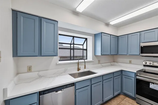 $1,195 | 5335 Bent Tree Forest Drive, Unit 288, Dallas, TX 75248