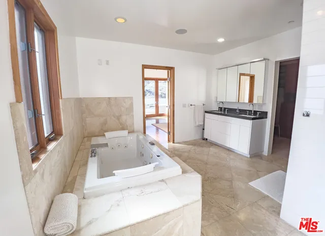 $24,500 | 29282 Circle Drive, Agoura Hills, CA 91301