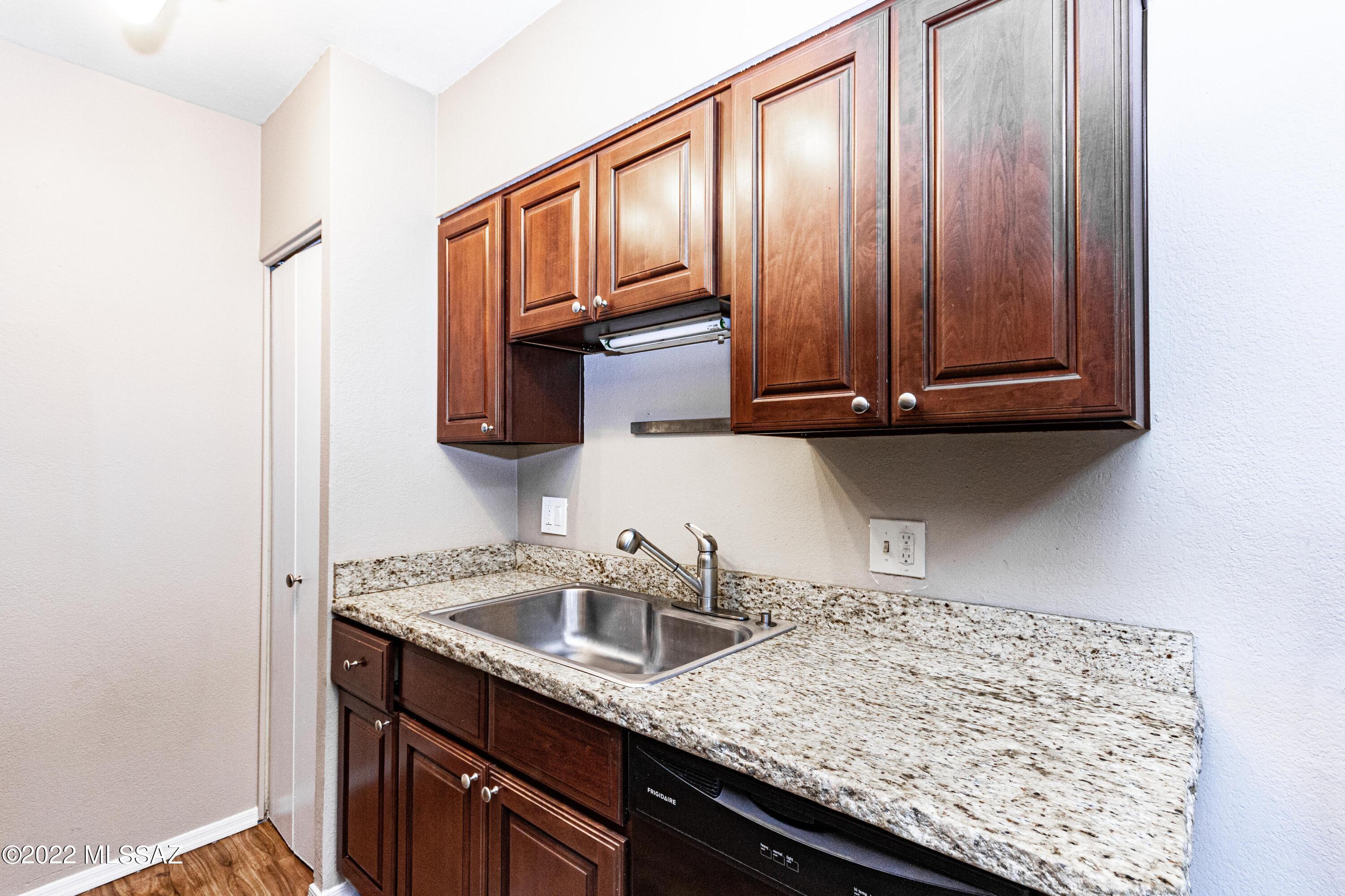 3357 North Country Club Road, Unit 2 Tucson, AZ 85716 - Photo 2 of 14 Gallery Image 2