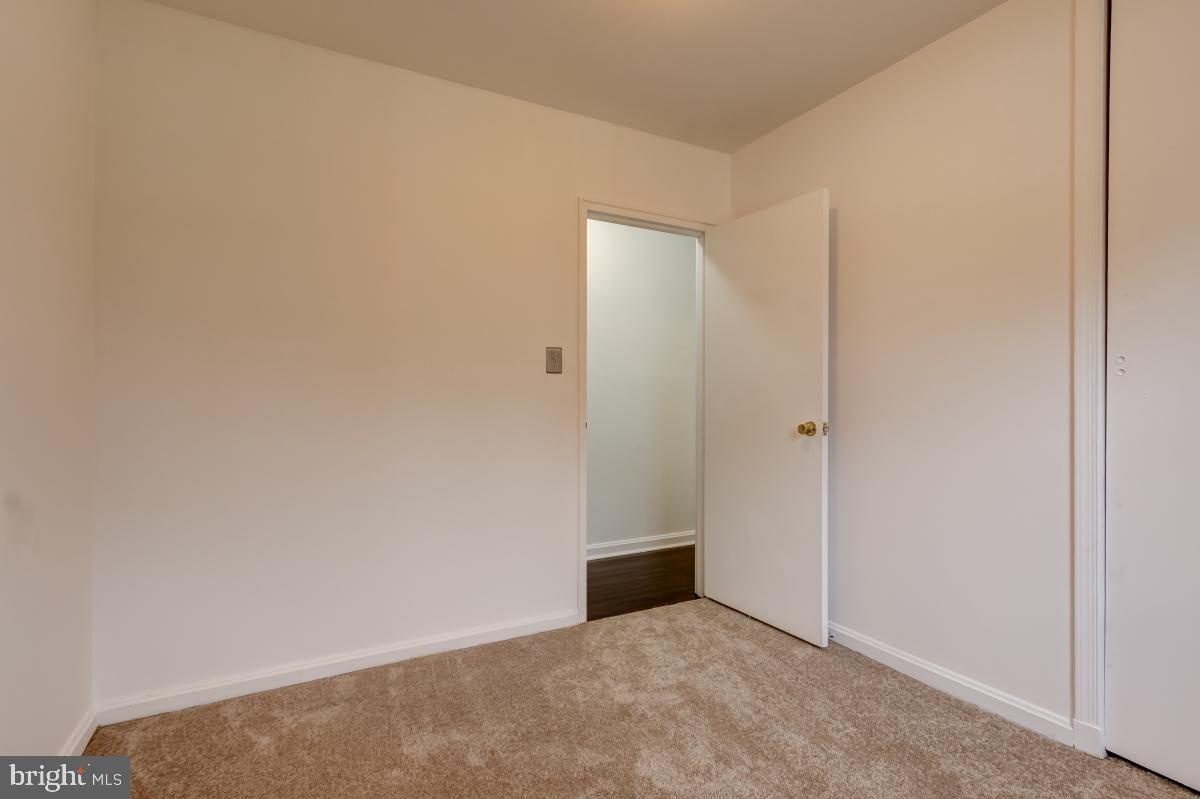 11911 Rocking Horse Road Rockville, MD 20852 - Photo 15 of 27 Gallery Image 15