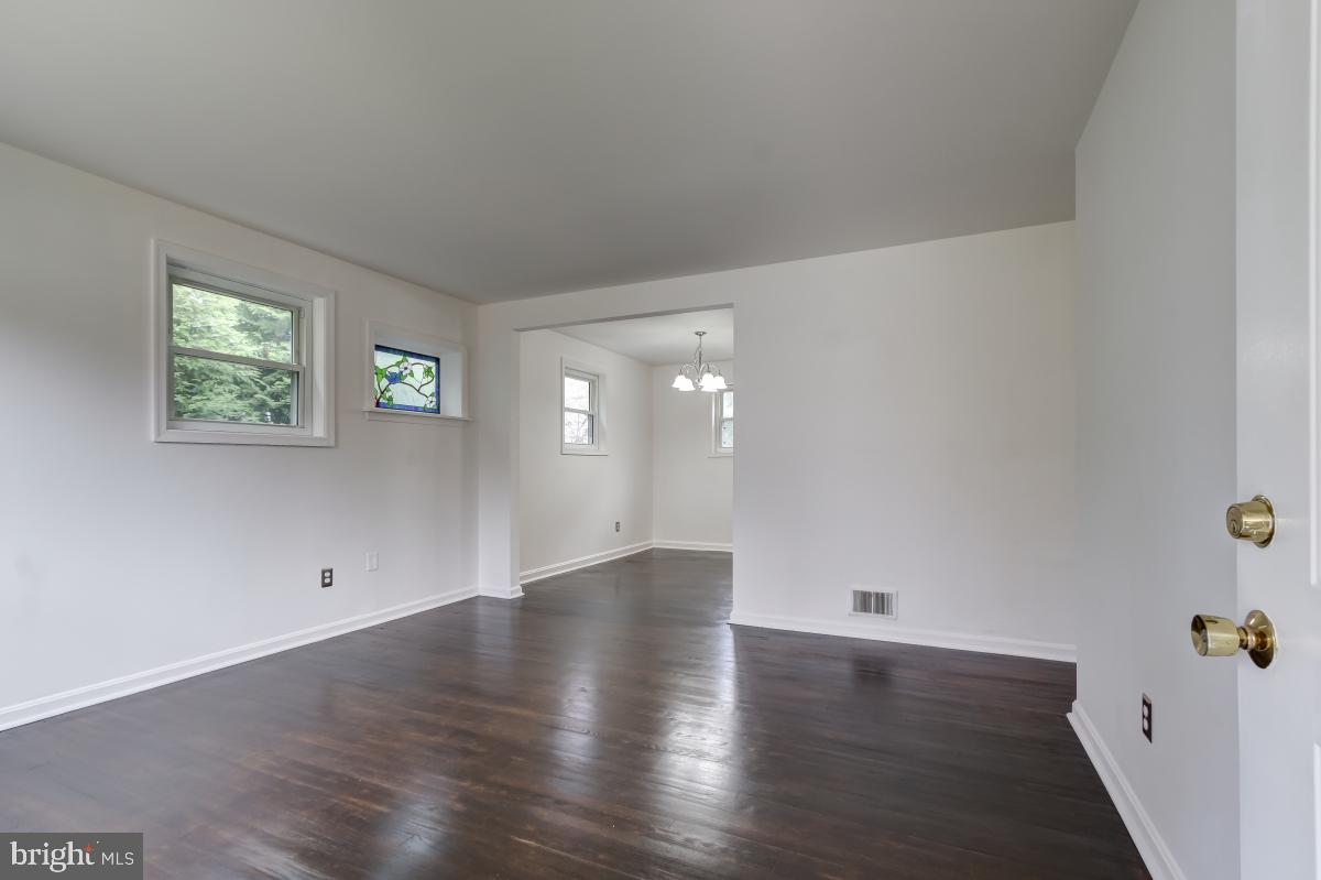 11911 Rocking Horse Road Rockville, MD 20852 - Photo 3 of 27 Freshly painted. Refinished hardwood floors.