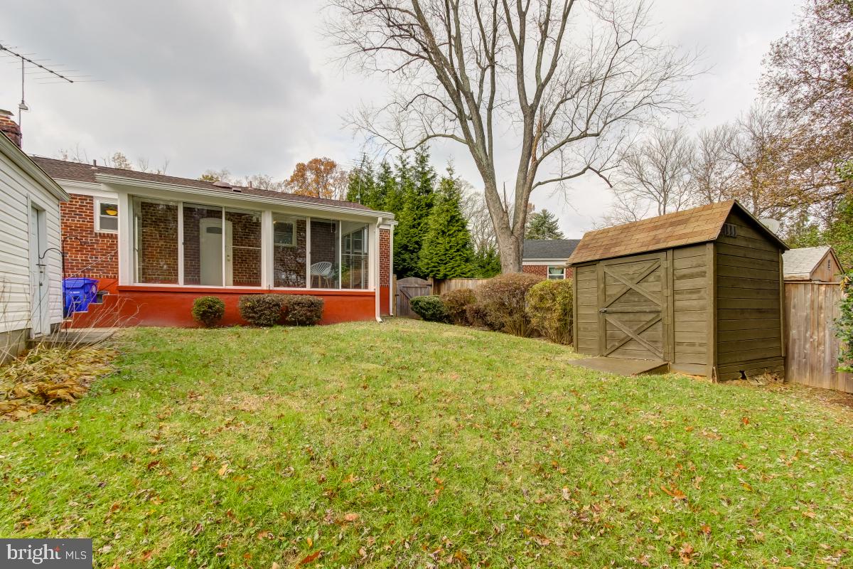 11911 Rocking Horse Road Rockville, MD 20852 - Photo 27 of 27 Gallery Image 27