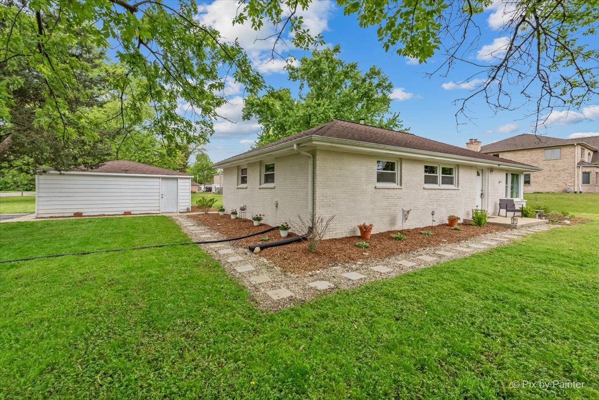 902 Stonemill Avenue Addison, IL 60101 - Photo 3 of 27