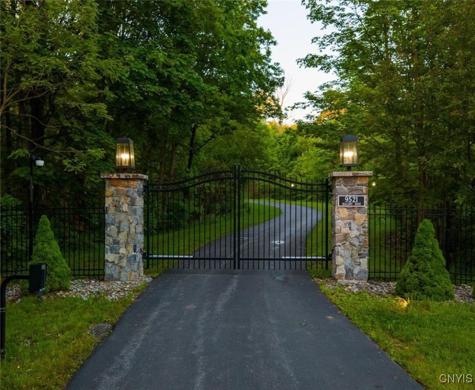 9521 Mallory Road New Hartford, NY 13413 - Photo 46 of 46