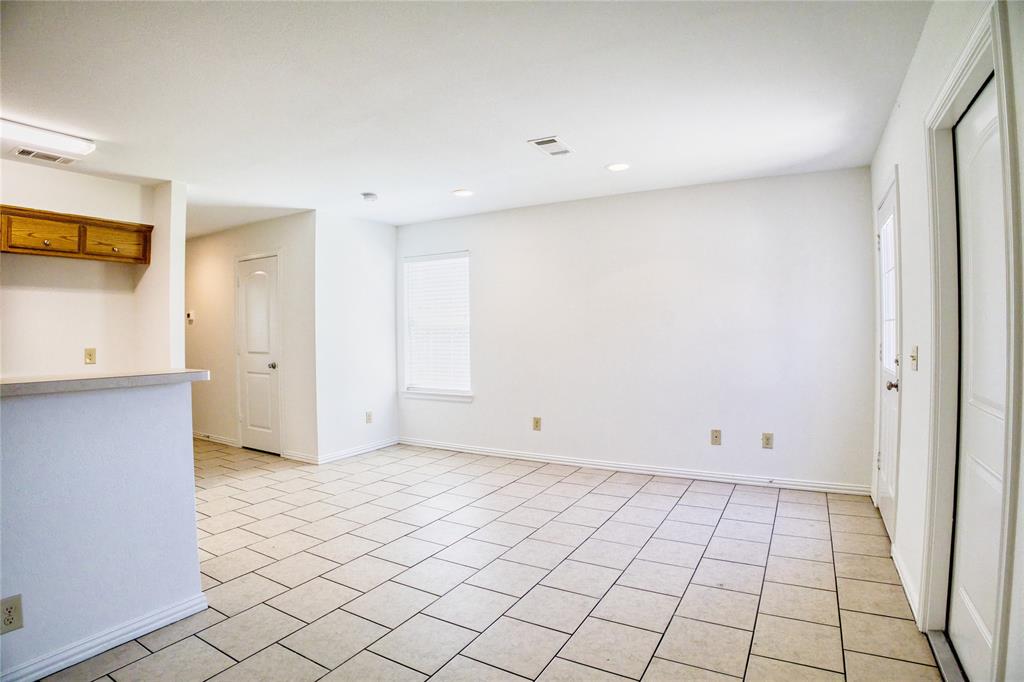 1708 South Waco Street Van Alstyne, TX 75495 - Photo 18 of 33
