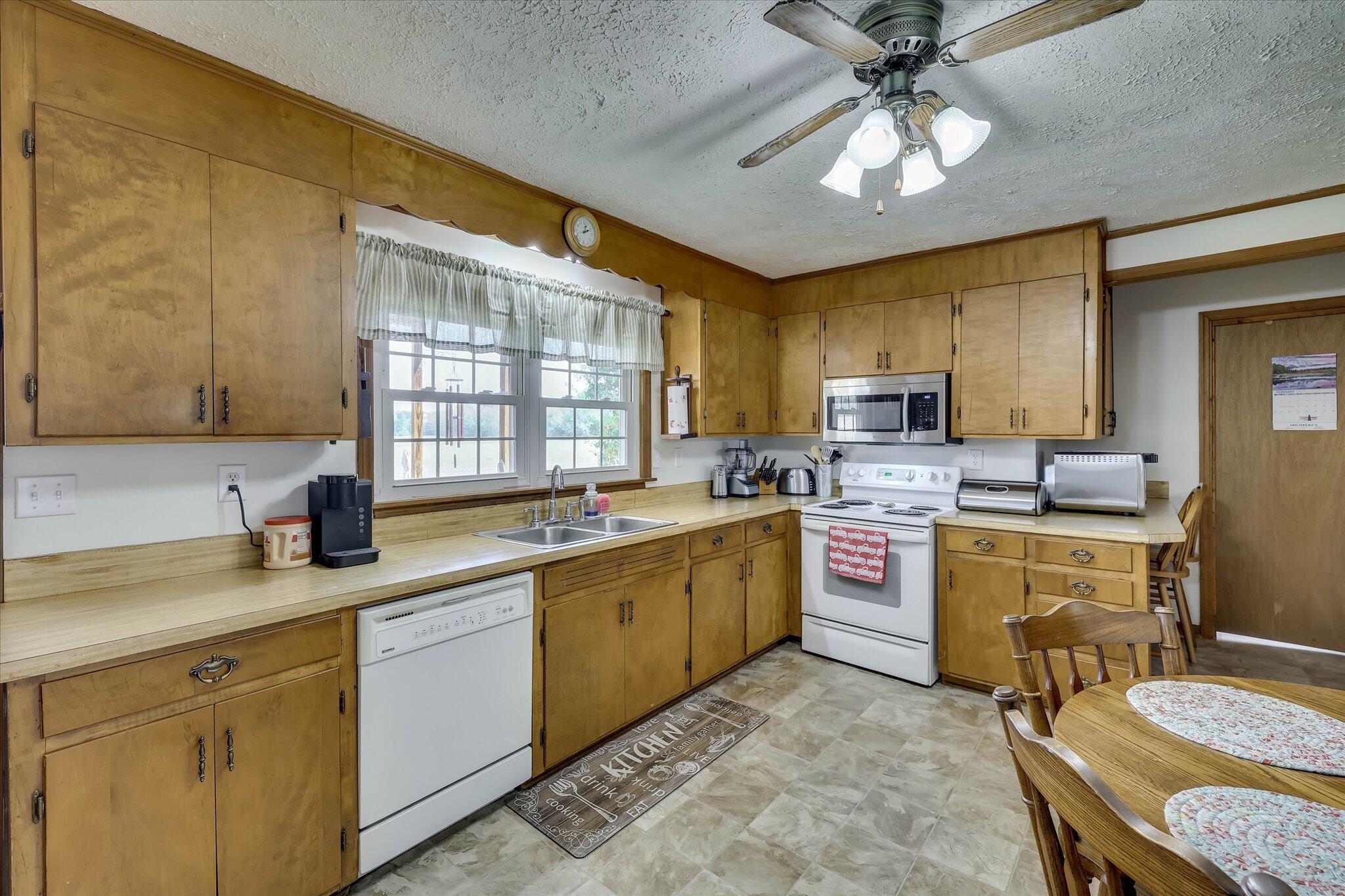 125 Peach Cider Road Batesburg, SC 29006 - Photo 44 of 82