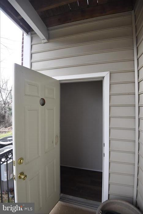 1601 Spring Gate Dr., Unit 1110 McLean, VA 22102 - Photo 26 of 26 a bathroom with a shower