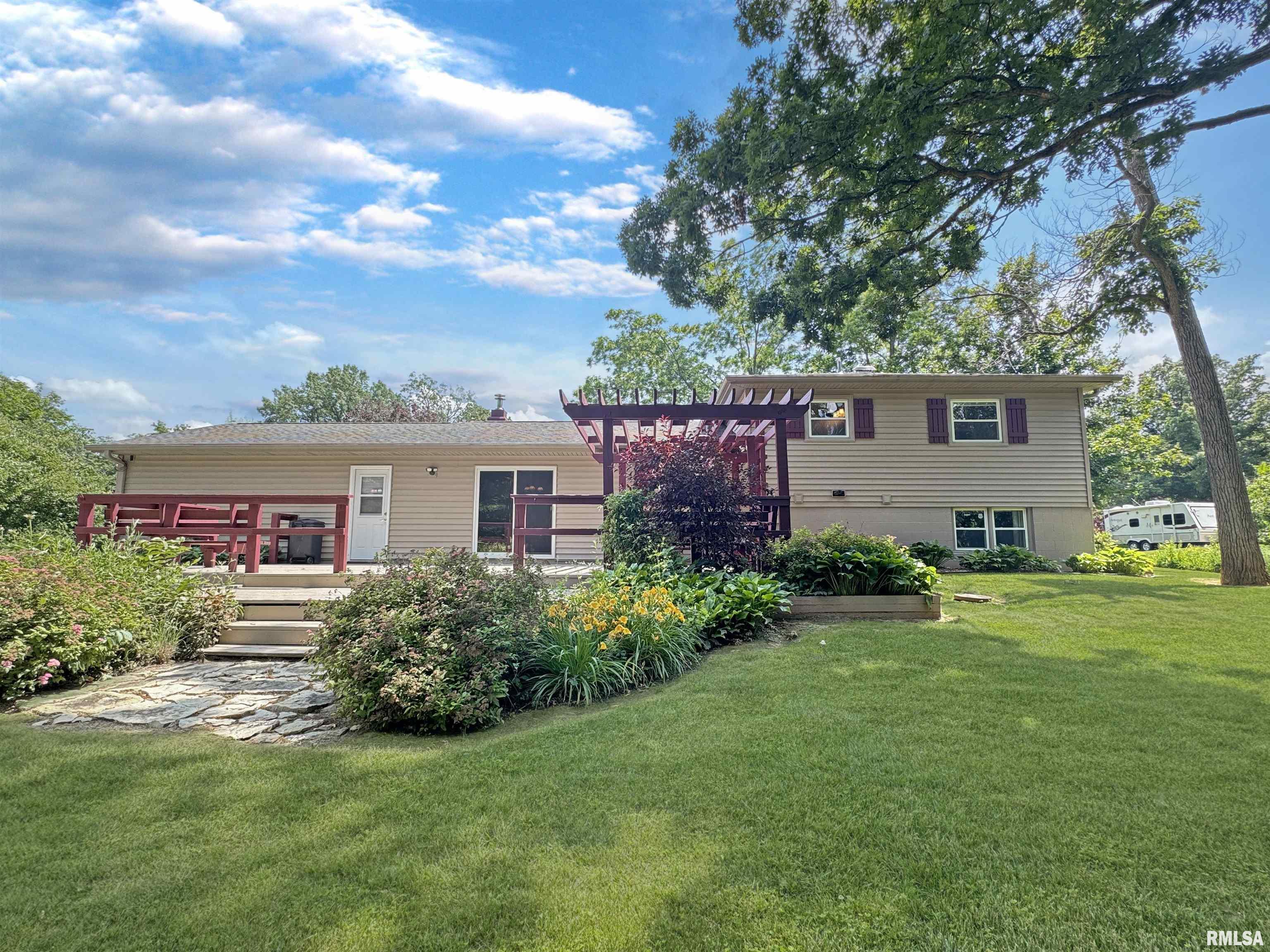 490 Oak Point Road Metamora, IL 61548 - Photo 32 of 41 Gallery Image 32