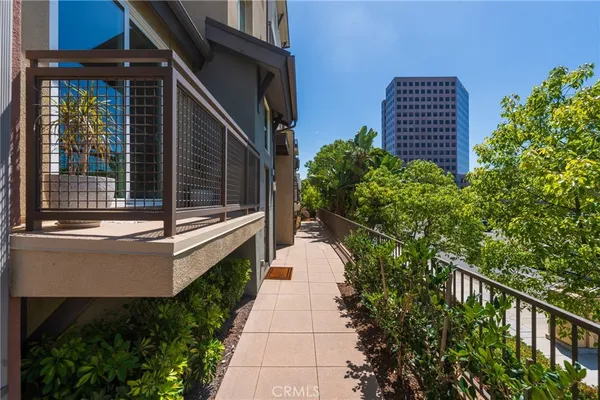$5,500 | 81 Waldorf, Irvine, CA 92612