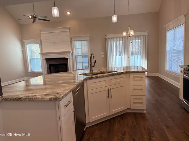 $399,000 | 3218 School View Drive, Farmville, NC 27828