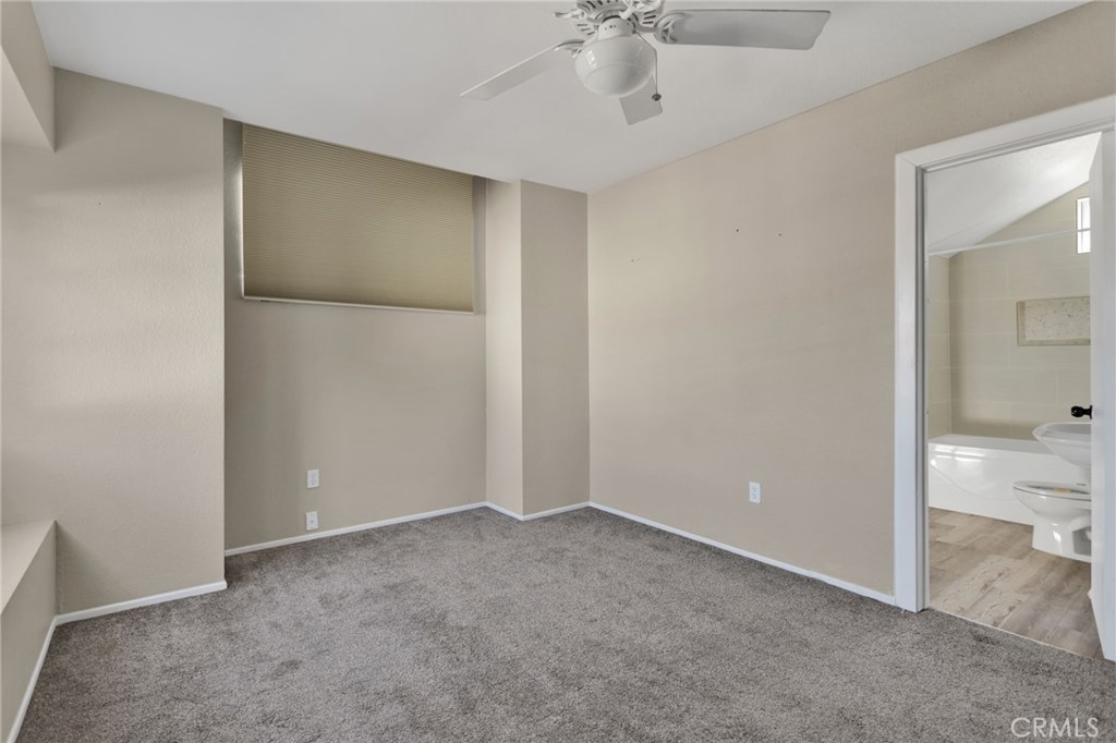 40243 Mimulus Way Temecula, CA 92591 - Photo 28 of 33 a view of an empty room with a bathroom
