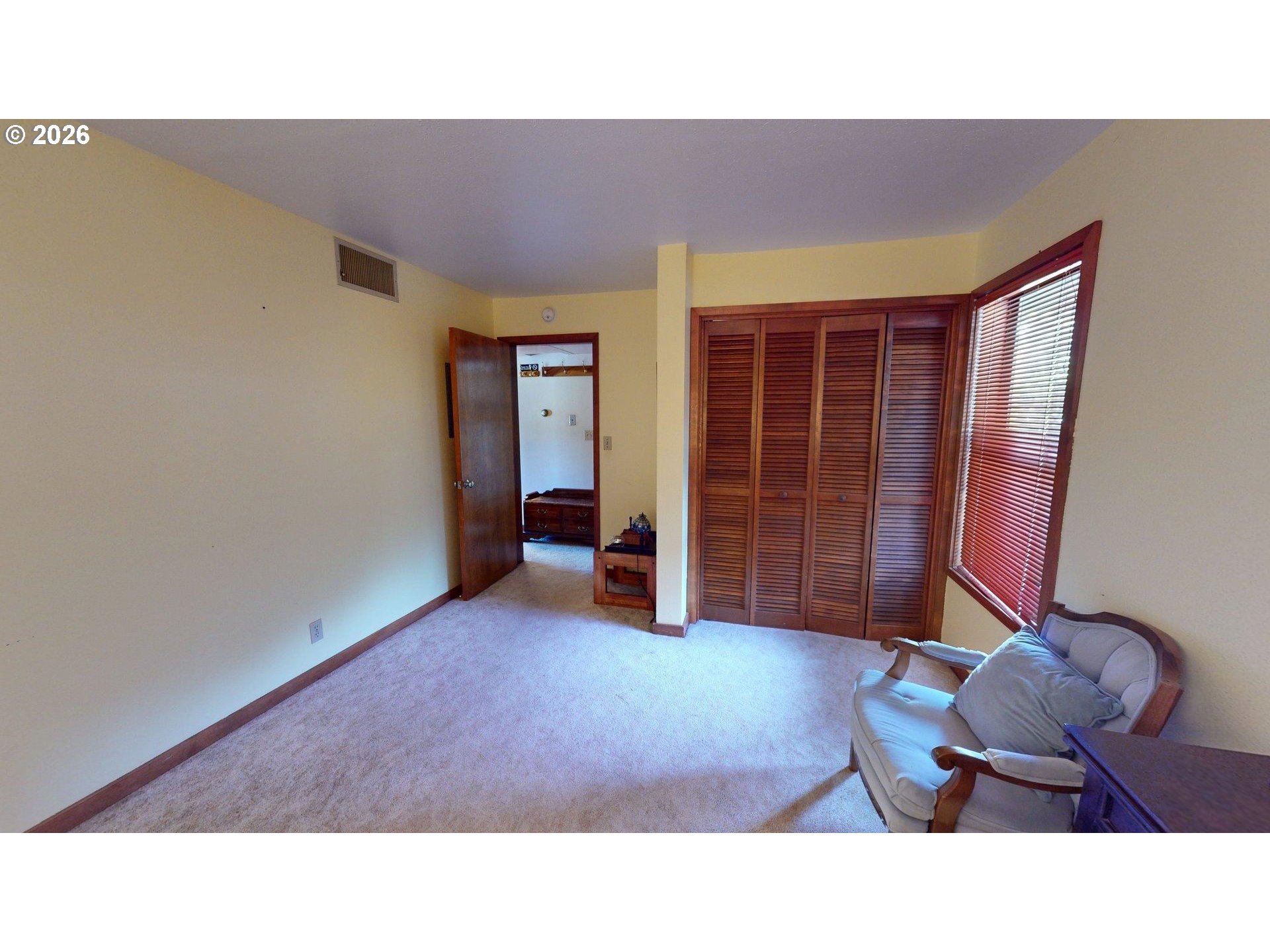 94304 Wedderburn Loop, Unit 414 Gold Beach, OR 97444 - Photo 17 of 19 Bedroom