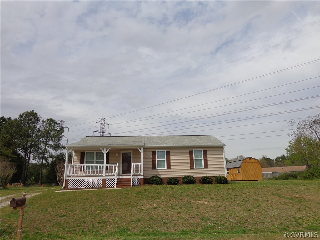 13712 Willowynde Road Chester, VA 23836 - Photo 2 of 16 Gallery Image 2