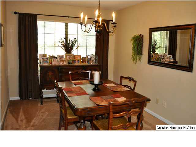 792 Merlin Drive Calera, AL 35040 - Photo 5 of 32