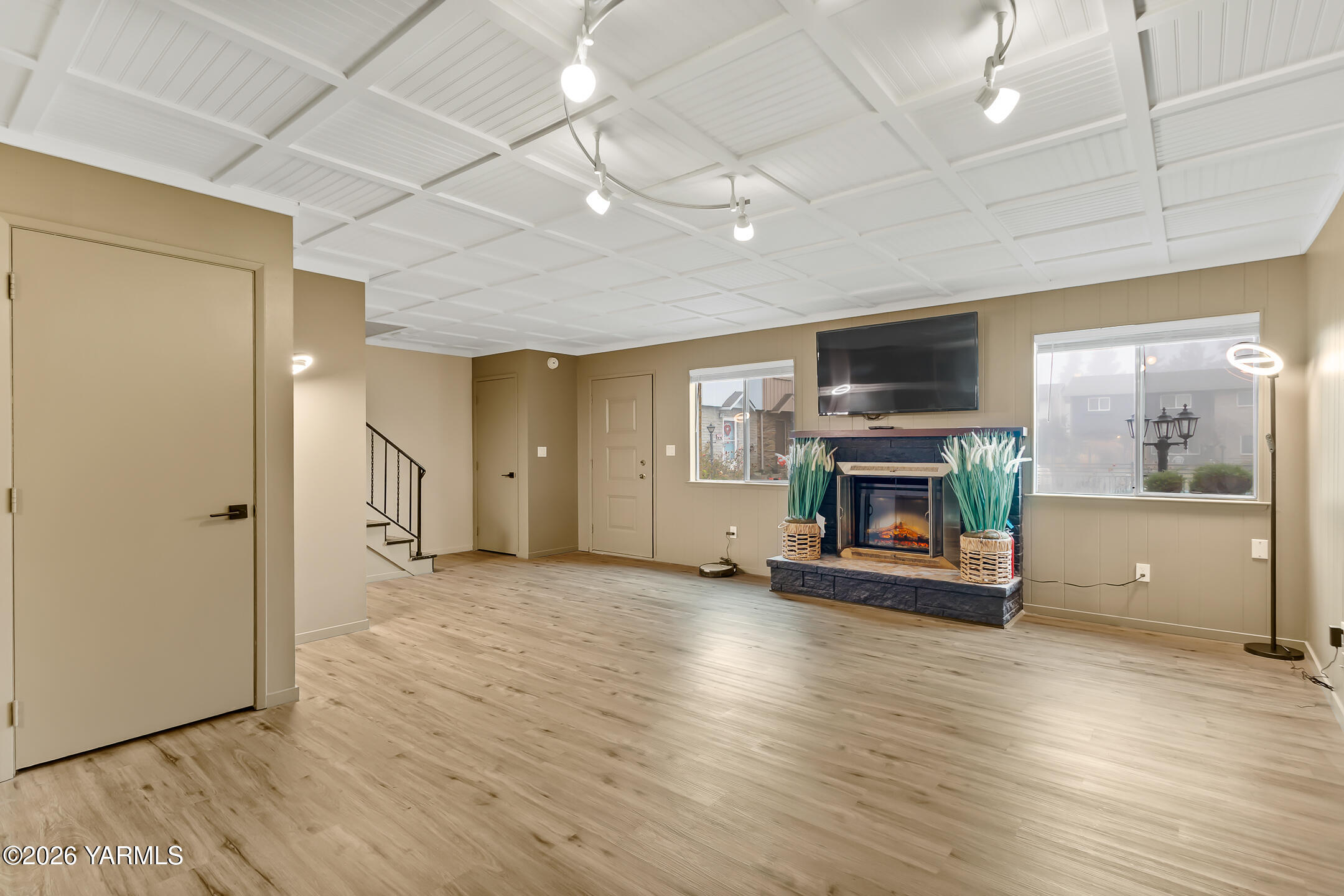 100 North 56th Avenue, Unit 7 Yakima, WA 98908 - Photo 12 of 25 100 N 56th Ave No 7-3