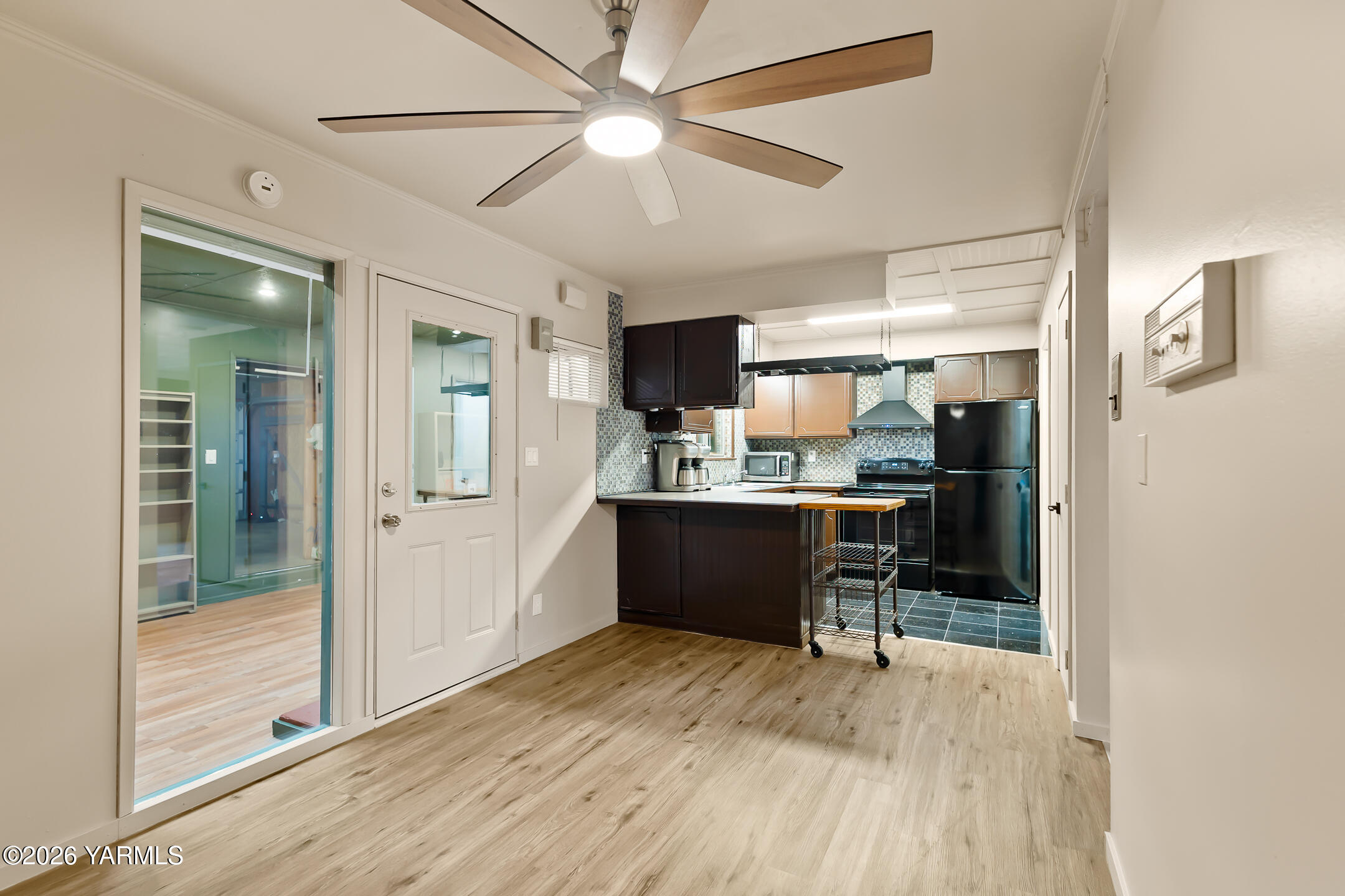 100 North 56th Avenue, Unit 7 Yakima, WA 98908 - Photo 5 of 25 100 N 56th Ave No 7-12