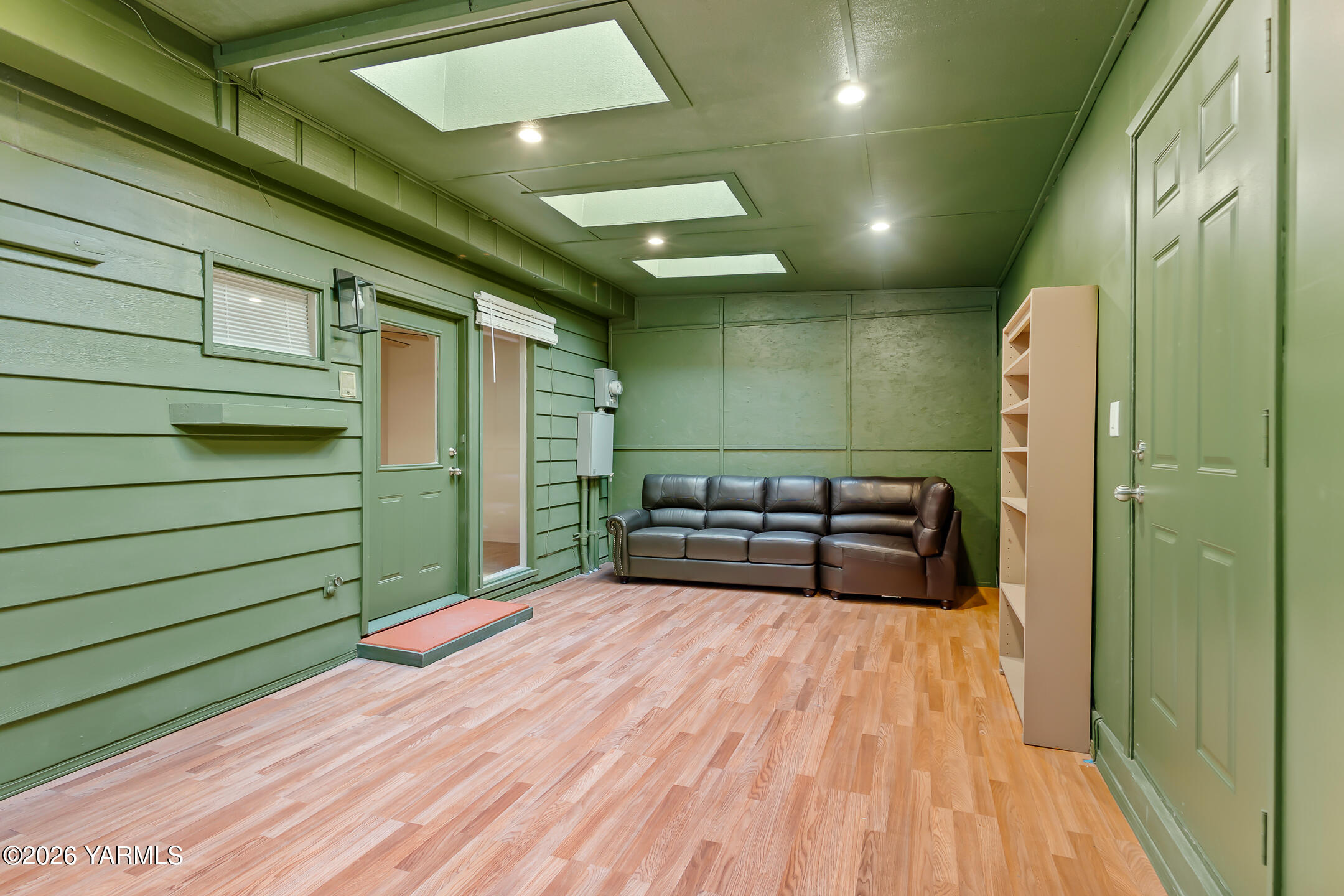 100 North 56th Avenue, Unit 7 Yakima, WA 98908 - Photo 6 of 25 100 N 56th Ave No 7-13