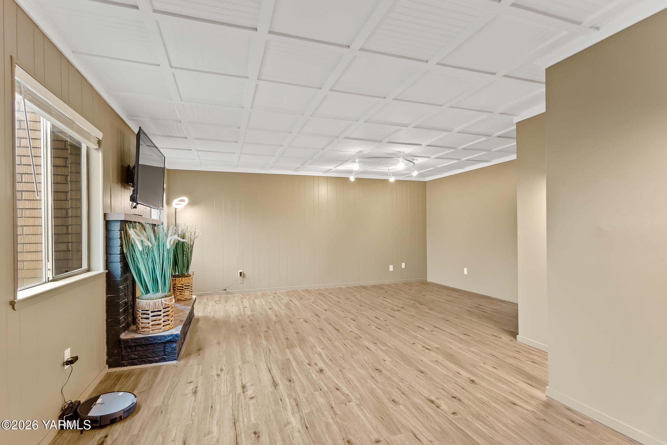 100 North 56th Avenue, Unit 7 Yakima, WA 98908 - Photo 10 of 25 100 N 56th Ave No 7-1