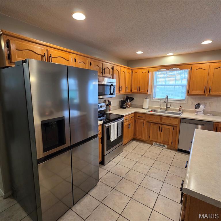 21110 Larson Road Waynesville, MO 65583 - Photo 14 of 60