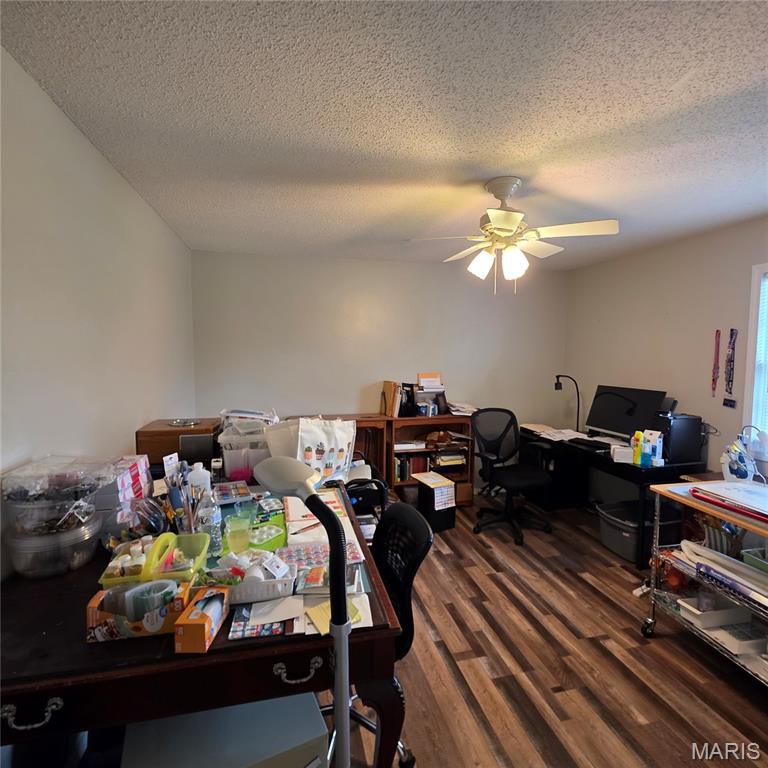 21110 Larson Road Waynesville, MO 65583 - Photo 32 of 60