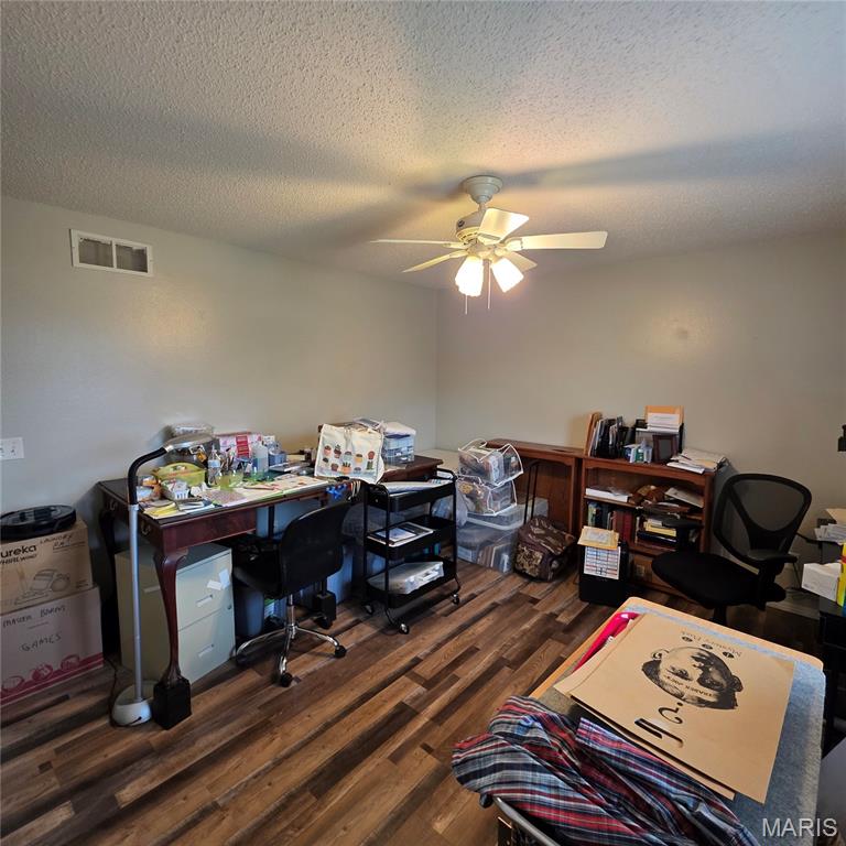 21110 Larson Road Waynesville, MO 65583 - Photo 36 of 60