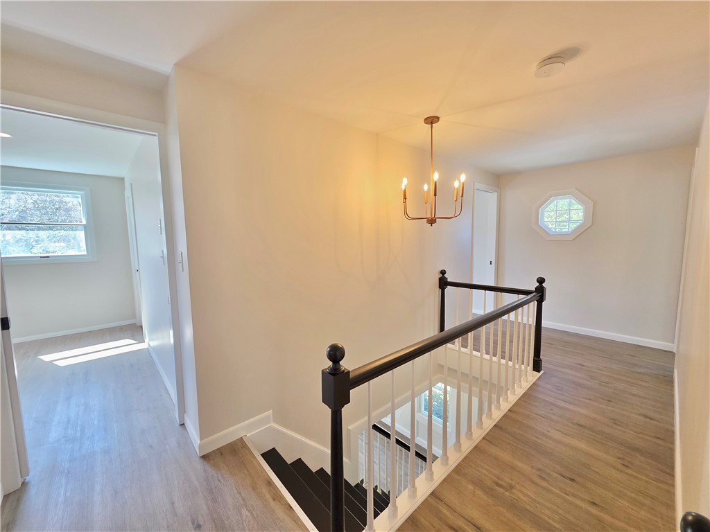 8 Wolf Hill Road Smithfield, RI 02917 - Photo 22 of 32