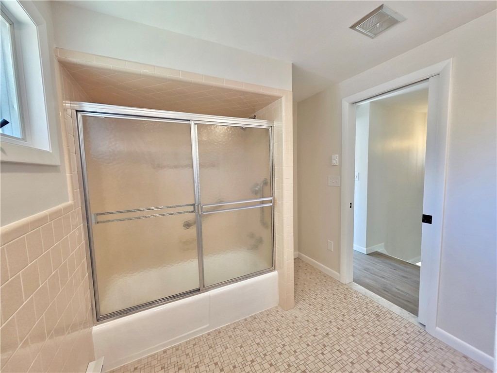 8 Wolf Hill Road Smithfield, RI 02917 - Photo 25 of 32