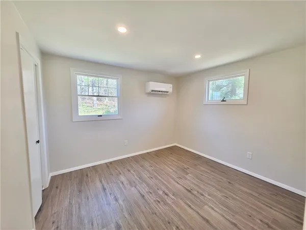 $629,900 | 8 Wolf Hill Road, Smithfield, RI 02917