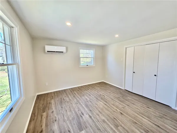 $629,900 | 8 Wolf Hill Road, Smithfield, RI 02917