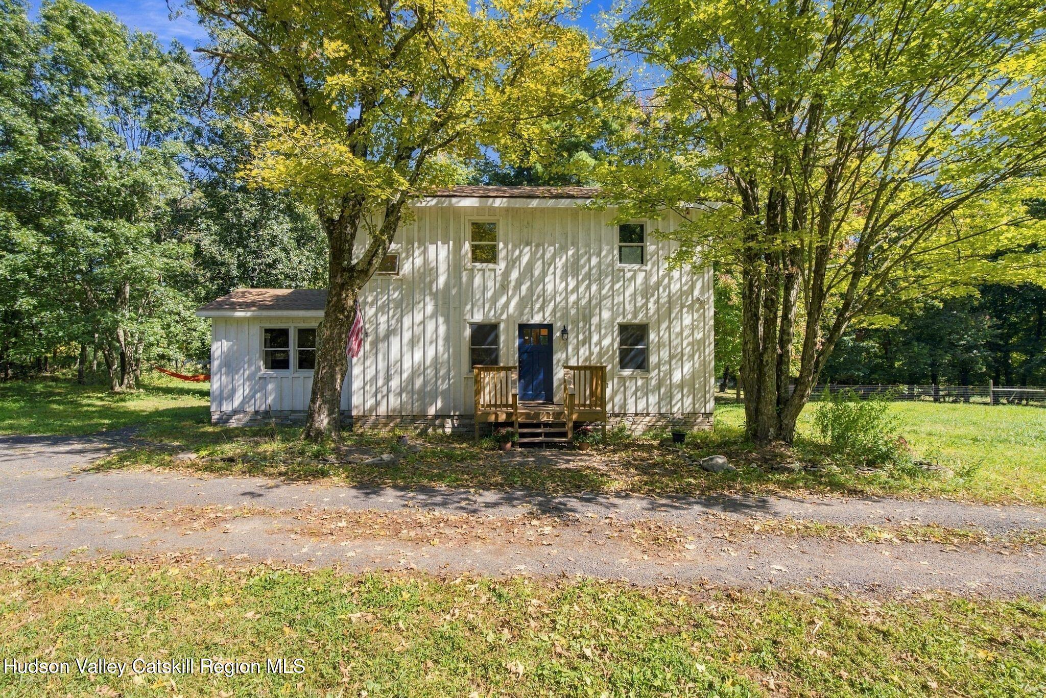 952 Ira Vail Road Leeds, NY 12451 - Photo 1 of 32 1