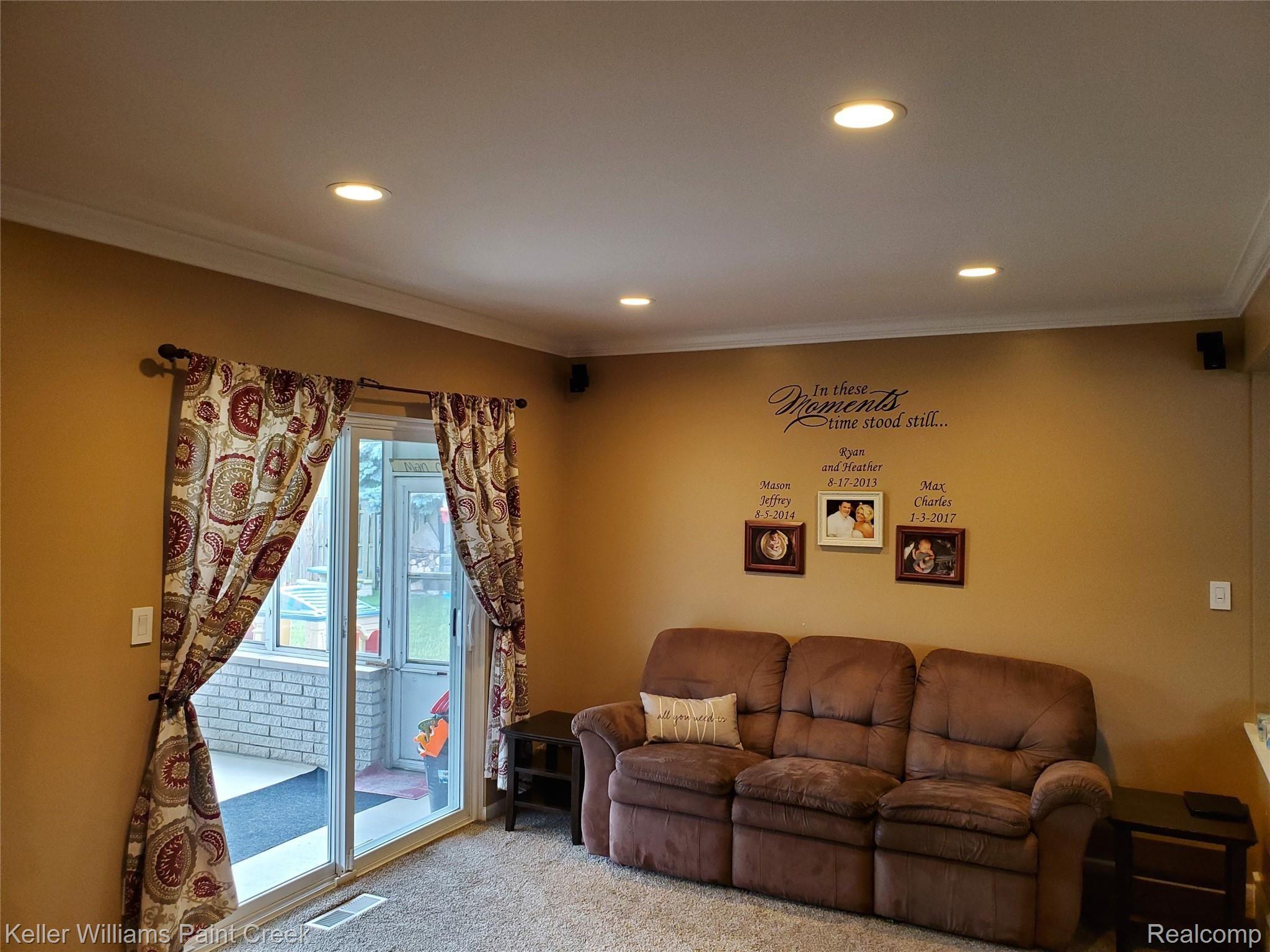 34558 Greentrees Road Sterling Heights, MI 48312 - Photo 12 of 40 043.jpg