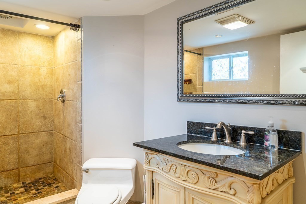 30 Weyham Road Weymouth, MA 02191 - Photo 25 of 34 Gallery Image 25