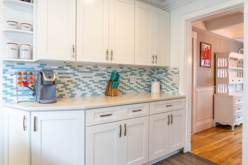 30 Weyham Road Weymouth, MA 02191 - Photo 6 of 34 Gallery Image 6