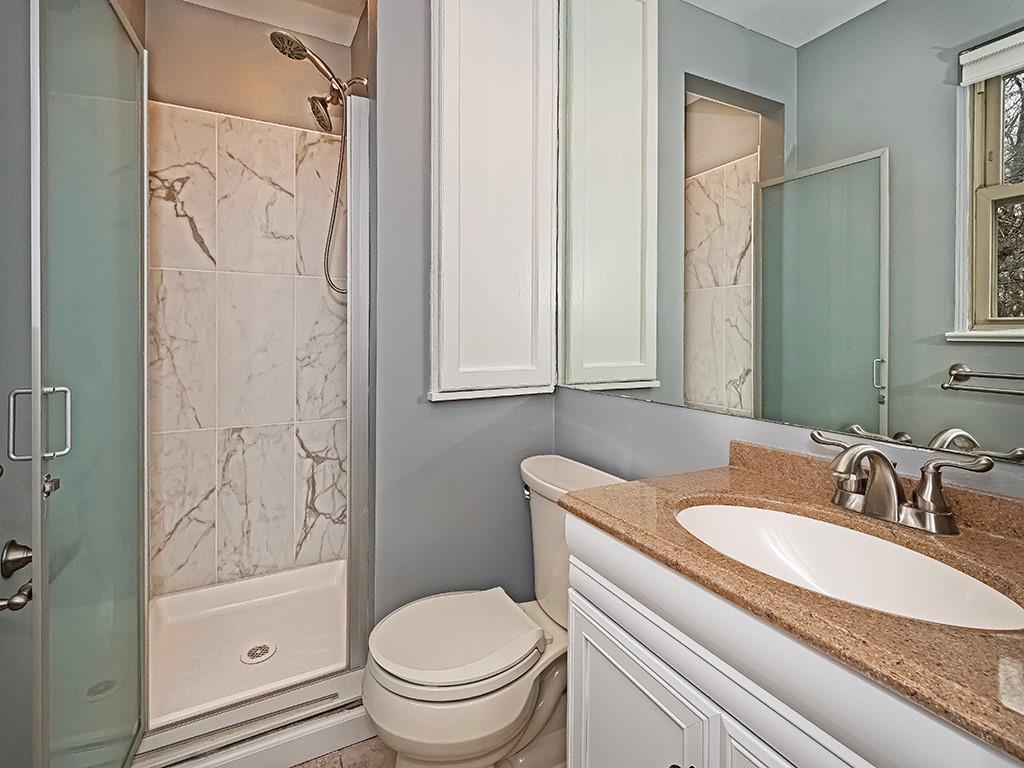 114 South Jamestown Road Coraopolis, PA 15108 - Photo 18 of 27 Gallery Image 18