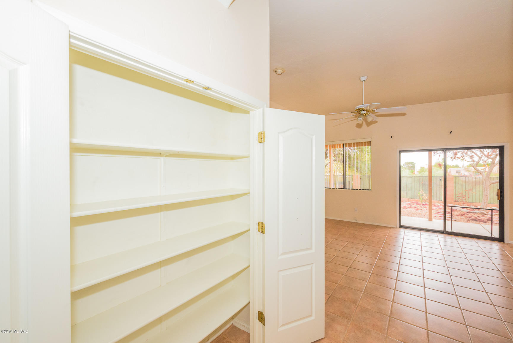 1269 West Hopbush Way Tucson, AZ 85704 - Photo 12 of 38
