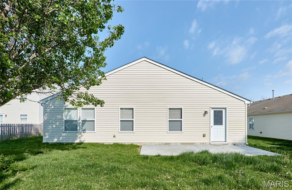 359 Falling Leaf Way Mascoutah, IL 62258 - Photo 68 of 70