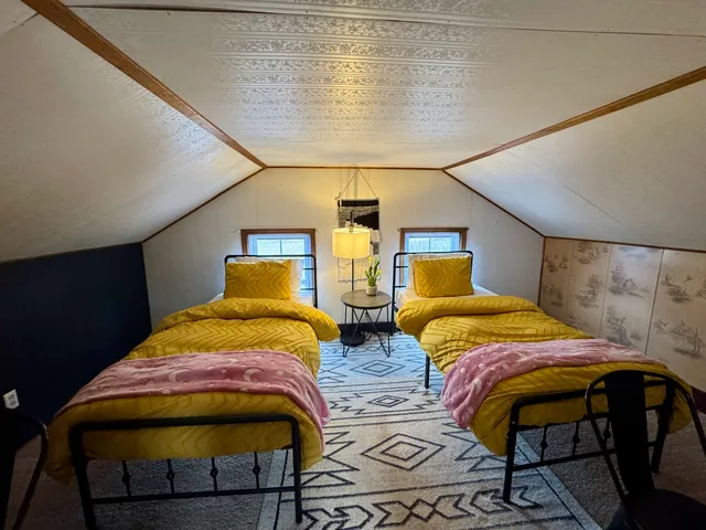 $130,000 | 108 West Washington Street, Dover, IL 61323